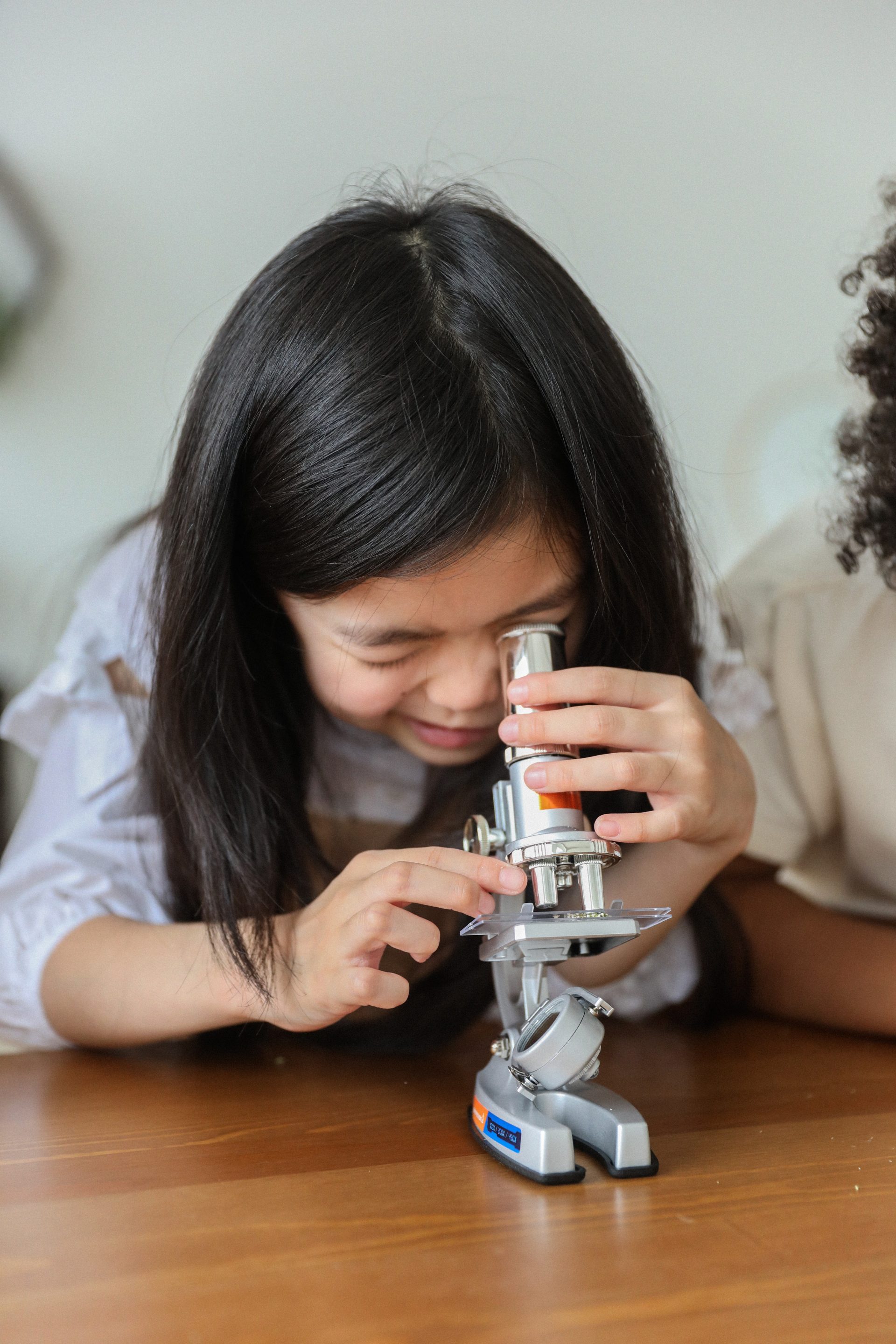 Nurturing Science Curiosity in Preschoolers